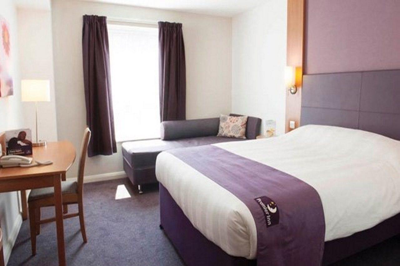Premier Inn Birmingham South Rubery Exterior foto