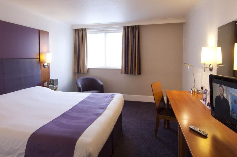 Premier Inn Birmingham South Rubery Exterior foto